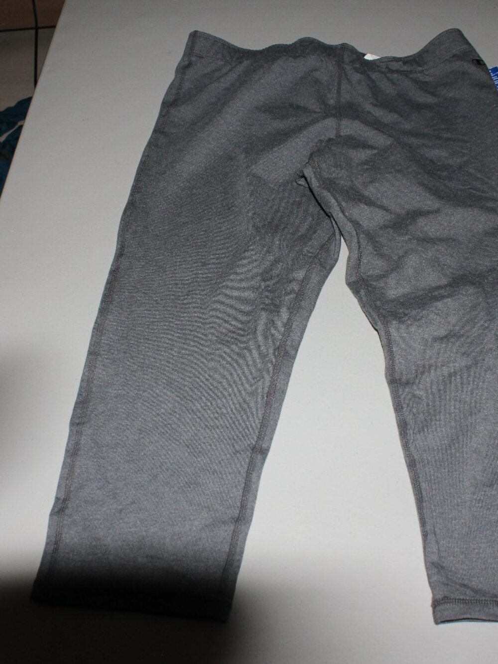 Grey Champion Athletic Capris Size XL